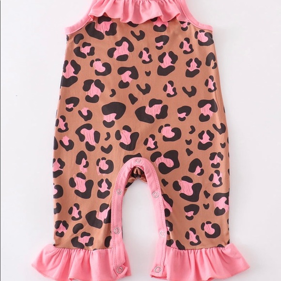 Pink Leopard jumper - Picture 1 of 1